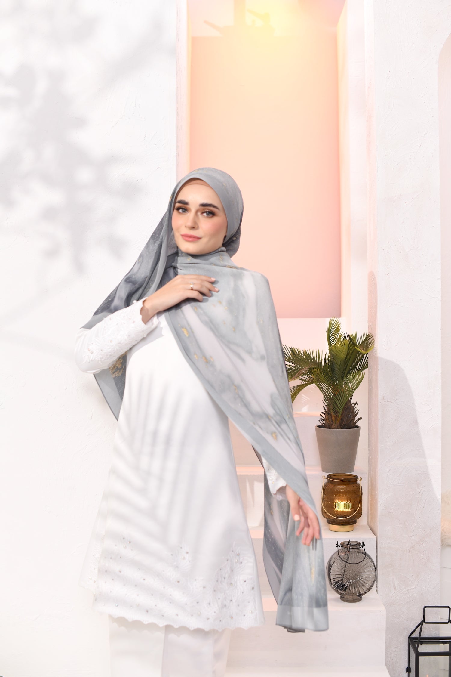 (SAMPLE) EID DOLCE Pleats Long Shawl in Sarsi