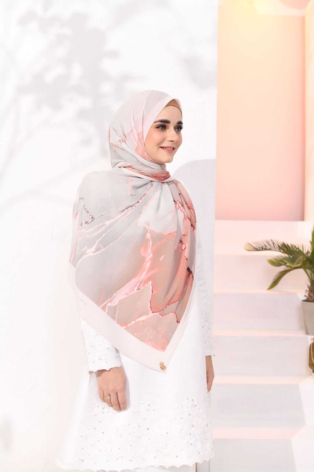 Sample - EID DOLCE Pleats Long Shawl in Ice Peach