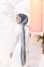 (SAMPLE) EID DOLCE Pleats Long Shawl in Sarsi