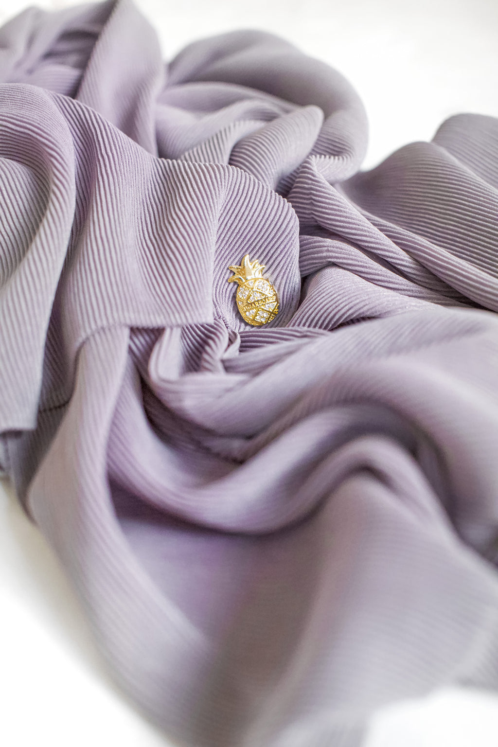 (SAMPLE) Breeze Plain Glitter Wide Full Pleats Shawl In Shades of Gray