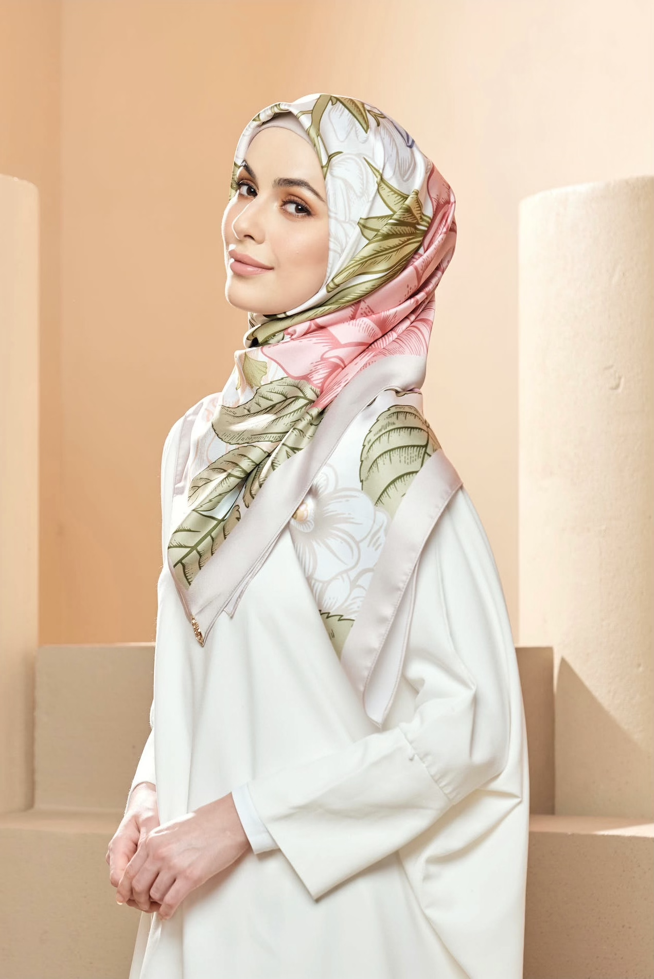 YES ( SQUARE) Blooming Journey in Mixed Satin Silk ( Celebrate )