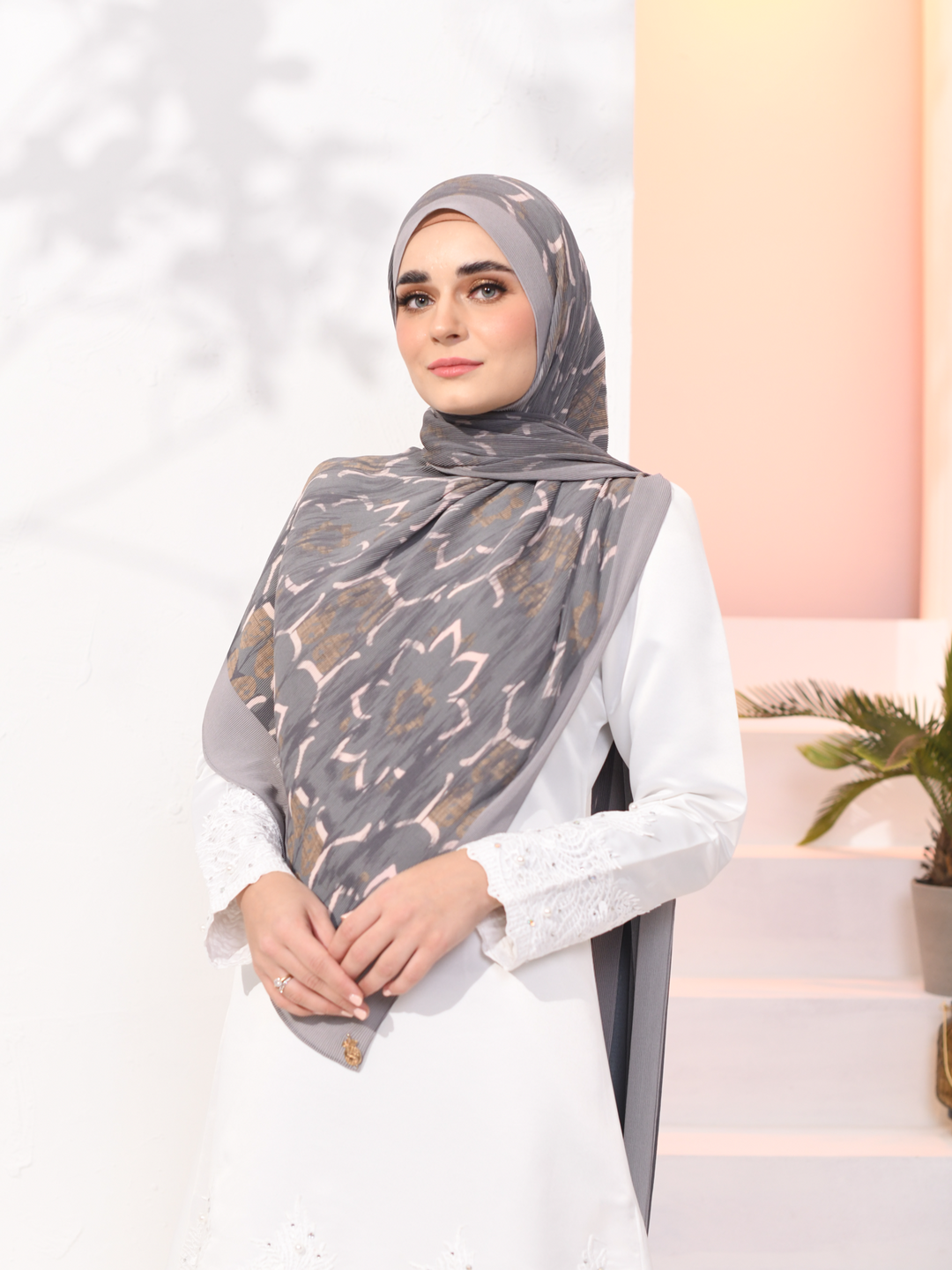 (SAMPLE) (Full Pleats) MOORISH Shawls in Moorish Delight