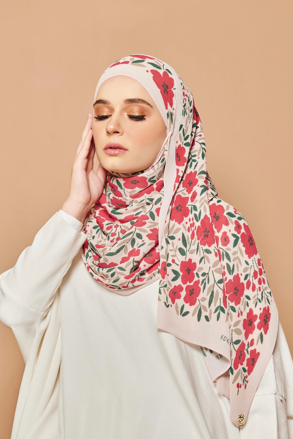 (SAMPLE) (PLEATS WIDE) Hello Gorgeous in Goal Getter