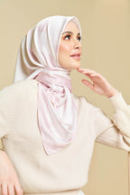 YES Eye Candy Love Edition Satin Mixed Square in Marshmallow