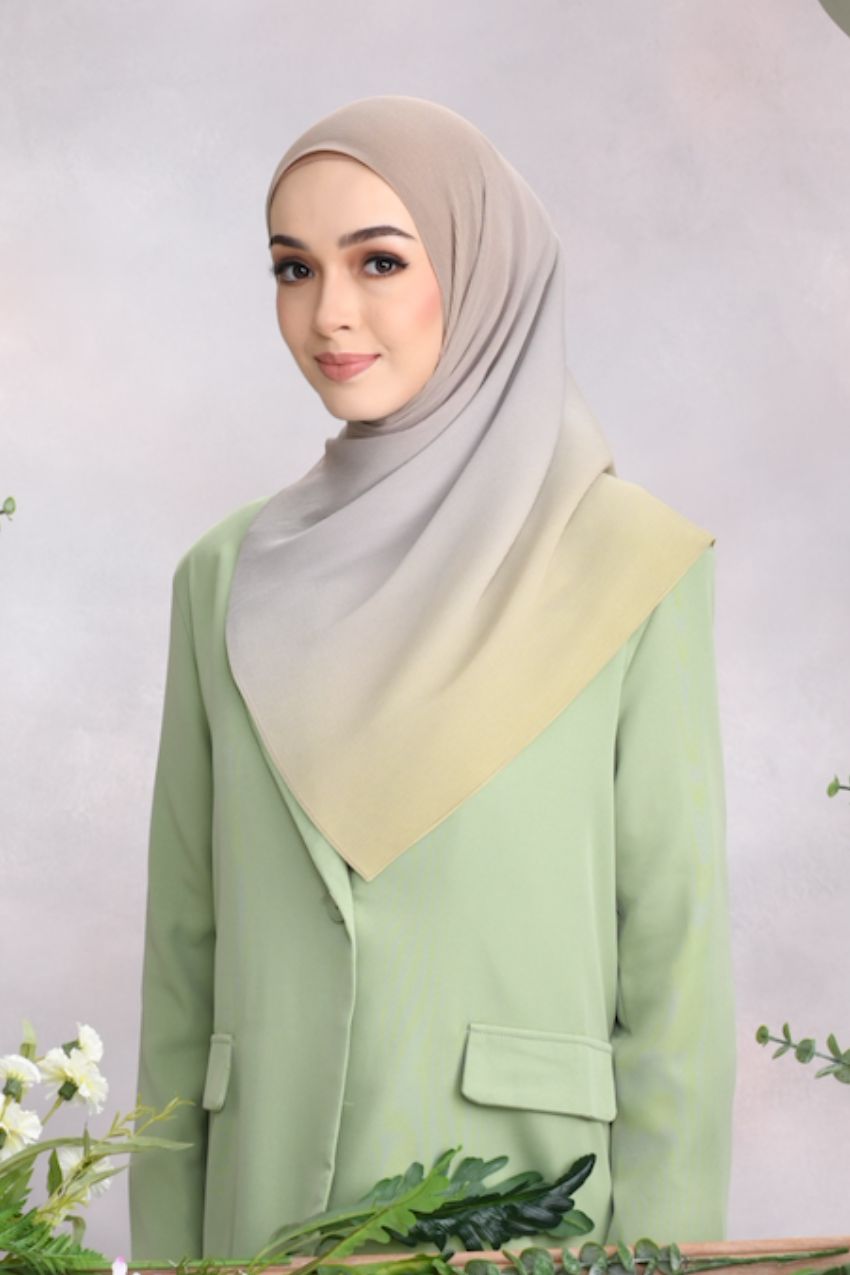 YES DEFECT - ( Full Wide Pleats Shawl ) Ombré ( Winner )- Code B