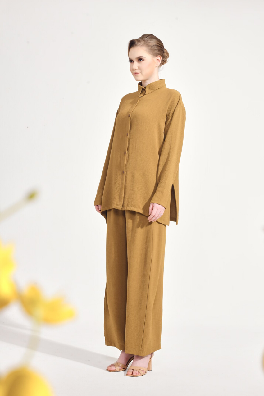 SE–RI Casual Set in Olive Mocktail