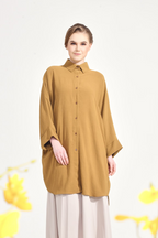 Dal–Mi Oversized Top in Olive Mocktail