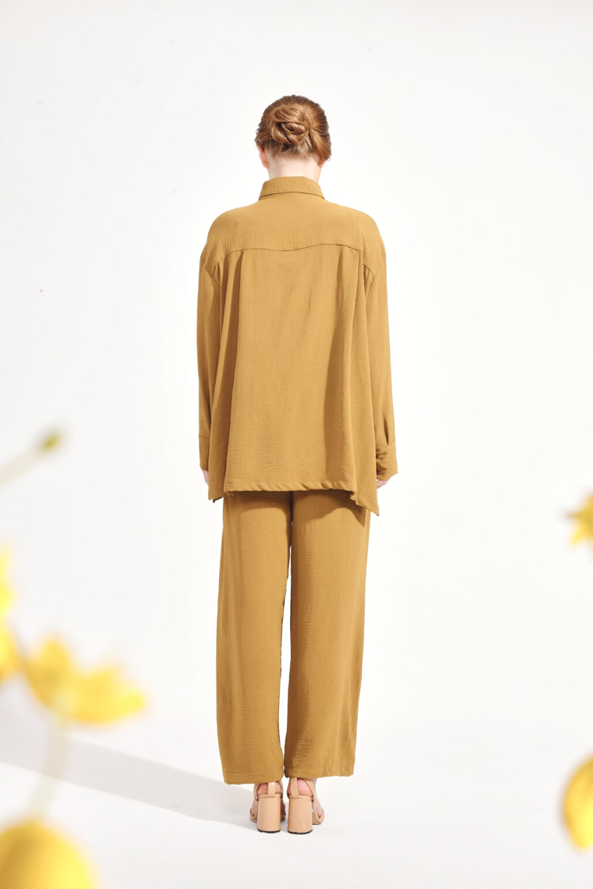 SE–RI Casual Set in Olive Mocktail