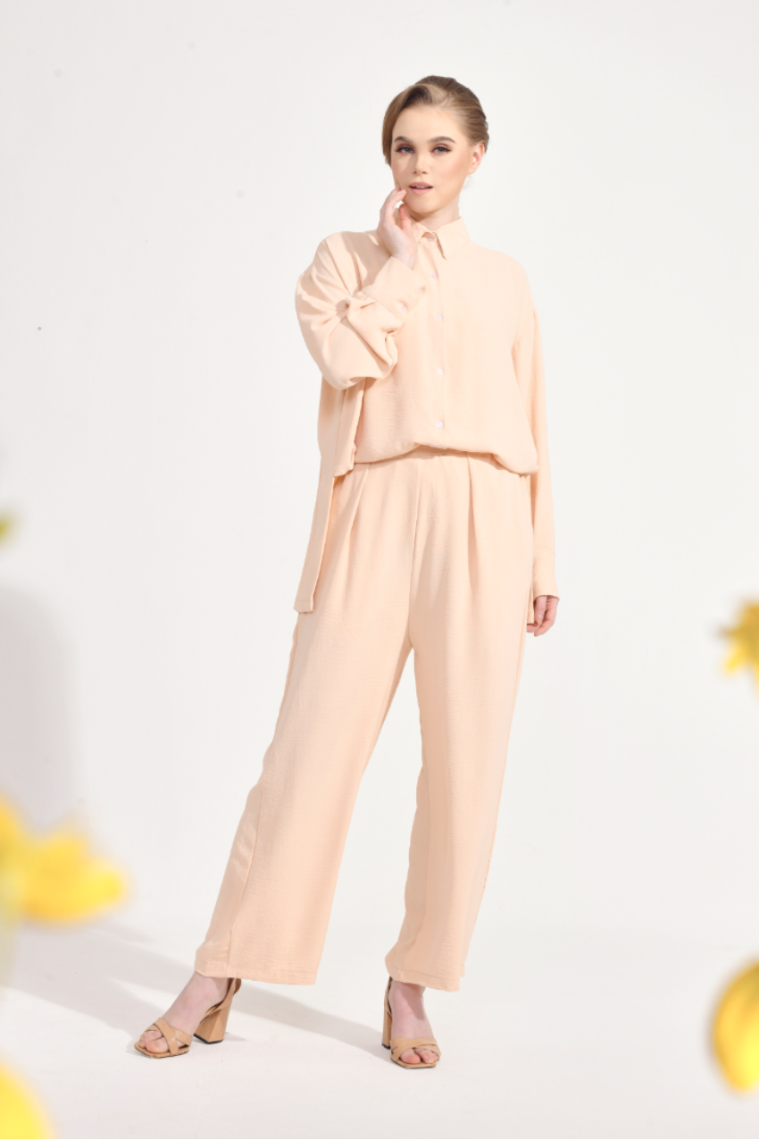 SE–RI Casual Set in Peachy
