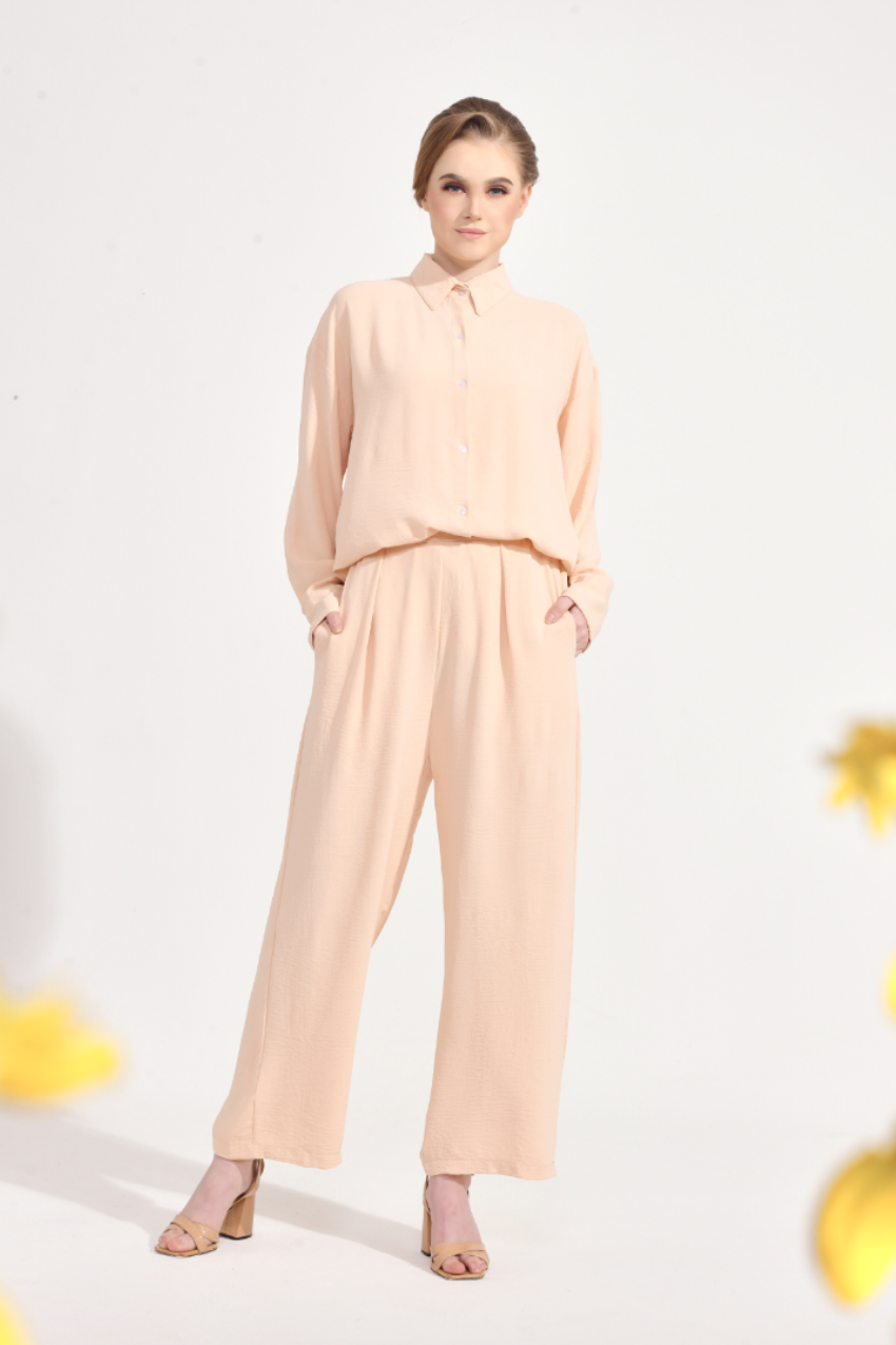 SE–RI Casual Set in Peachy