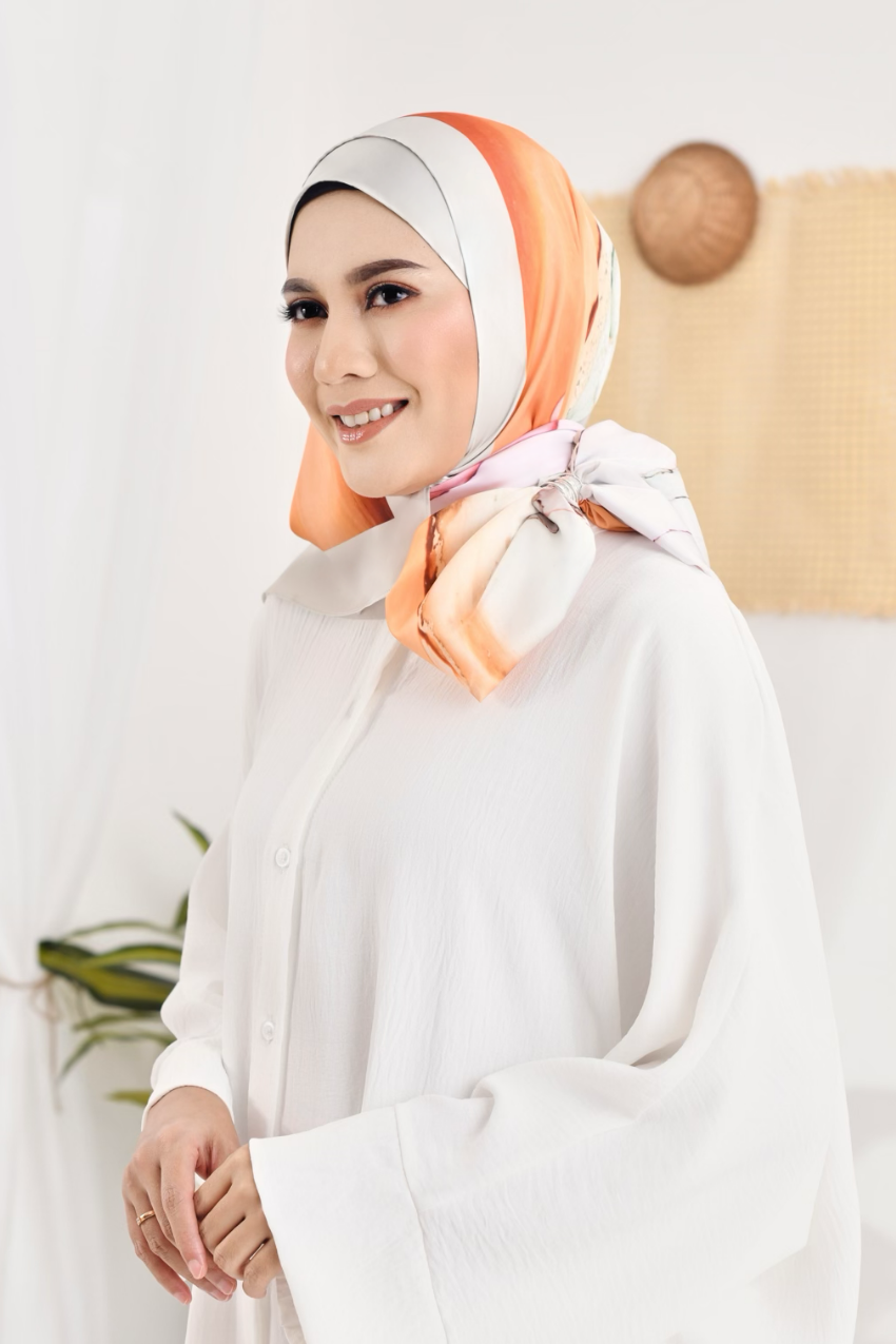 YES ( Shawl ) Dolce Mixed Satin Silk - Orange Punch