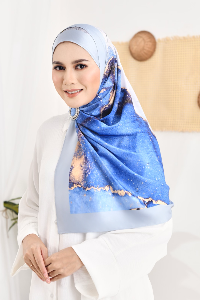 YES DEFECT - ( Shawl ) Dolce Mixed Satin Silk - Blueberry Pancake